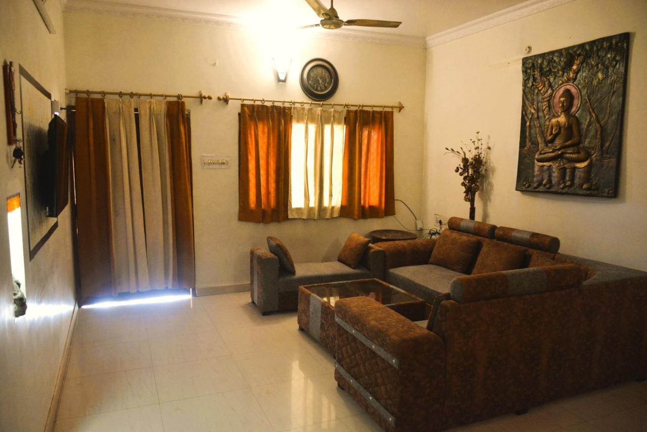 Malaiya Homestay - Grandeur Living Experience Jabalpur Dış mekan fotoğraf