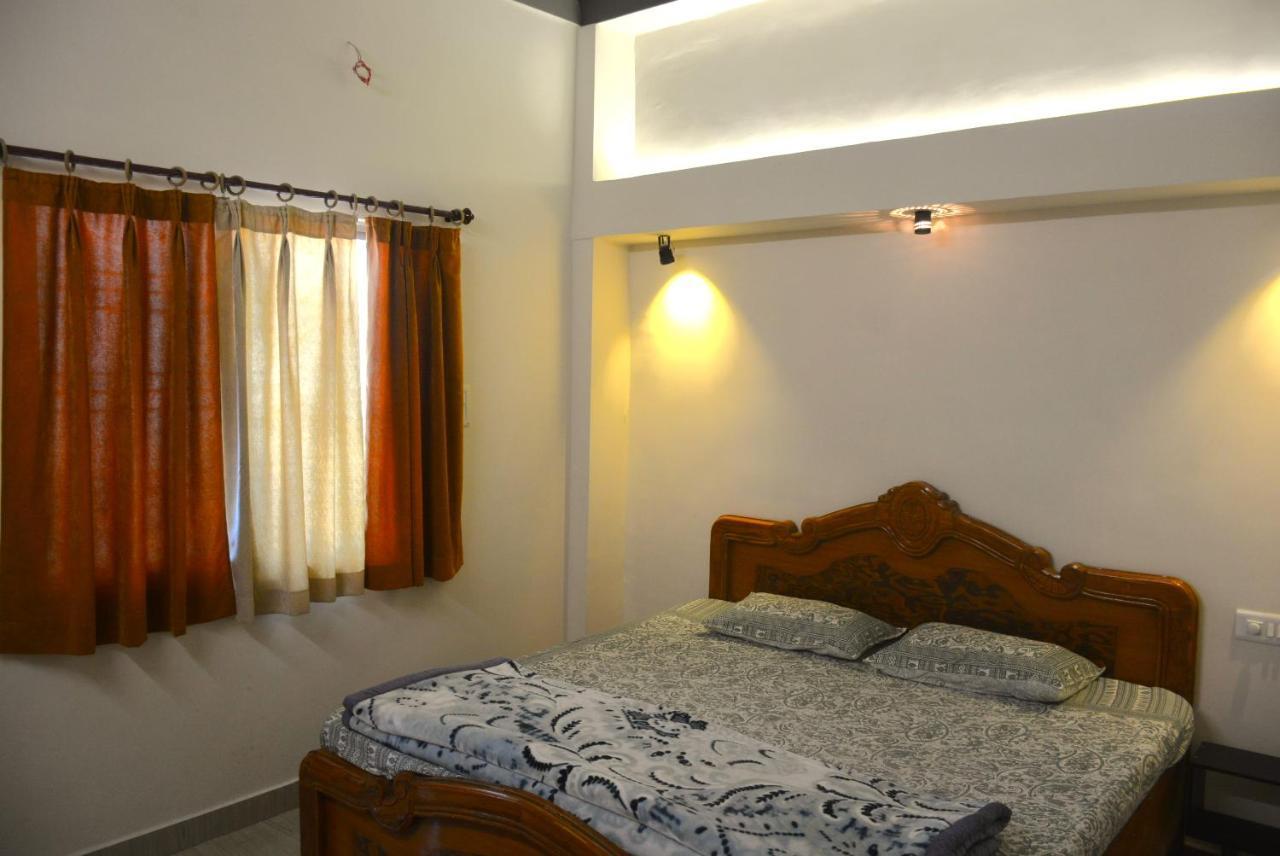 Malaiya Homestay - Grandeur Living Experience Jabalpur Dış mekan fotoğraf